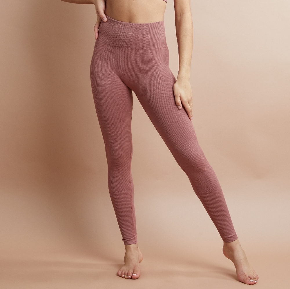 SAVVI ashtanga leggings NWOT